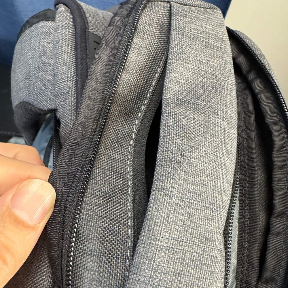 Dakine Network Gray Men's Backpack 32L - Picture 11 of 15